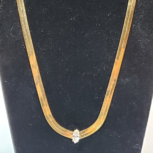 Vtg Gold Tone Necklace Clear Rhinestone Lobster Closure 8.5" - Picture 2 of 4